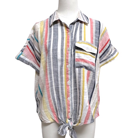 NSR Tie-Front Button-Up‎ Blouse with front pocket women’s size small (3050) - Picture 1 of 9